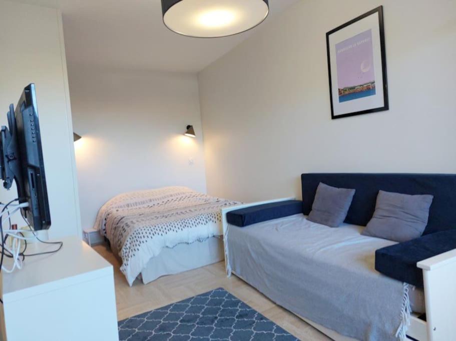 Studio Eleverca 3*- Rez De Jardin Terrasse - Axelle Loc'Appart Mandelieu Zewnętrze zdjęcie